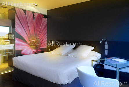 Eurostars AnglI 12